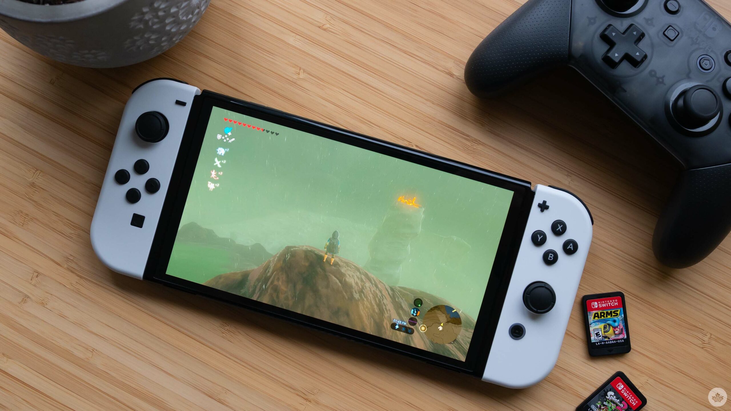 Nintendo to keep launching Switch games through 2025 as Switch 2 