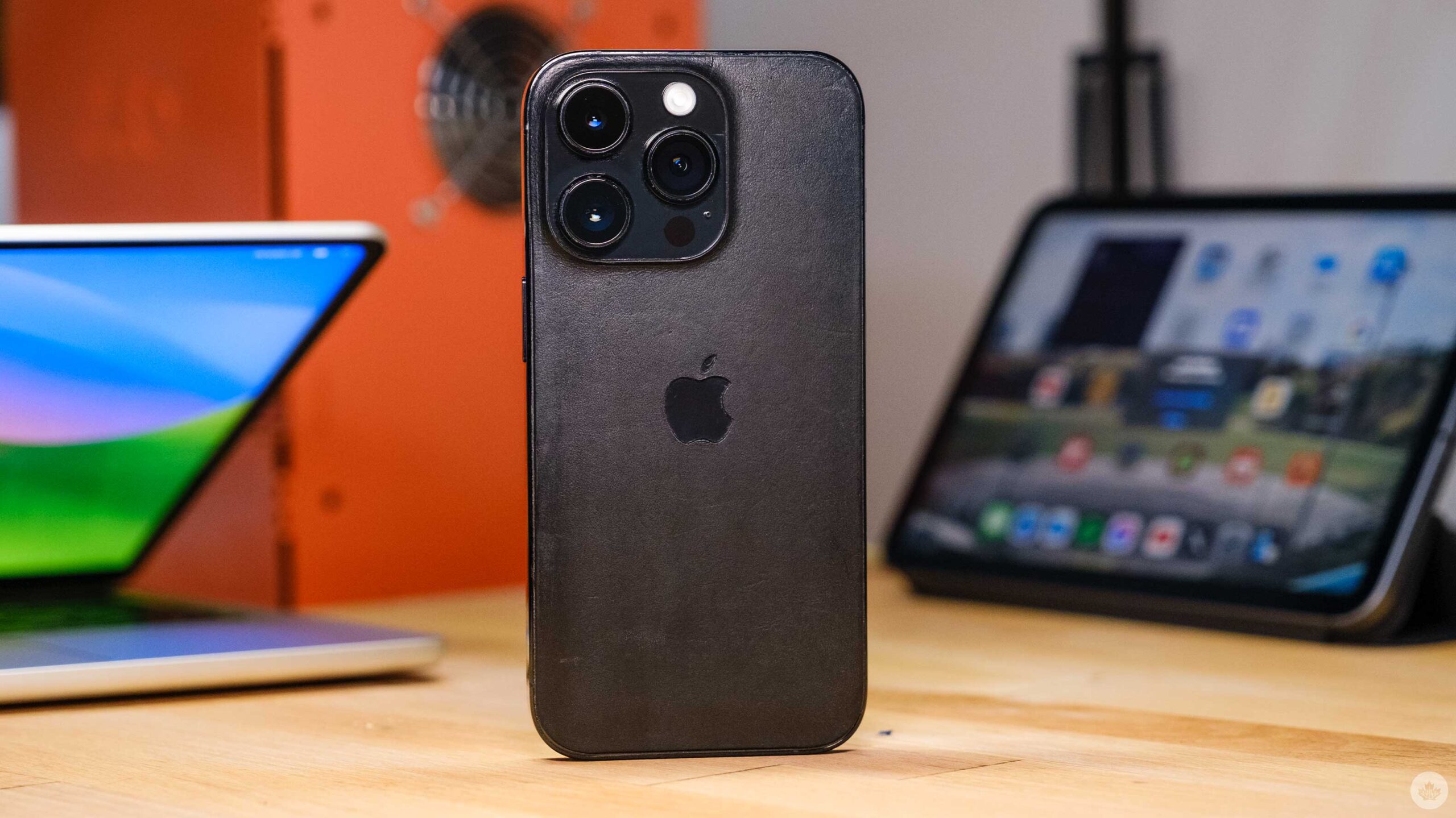 Against all odds, I've fallen for dbrand's leather iPhone skin