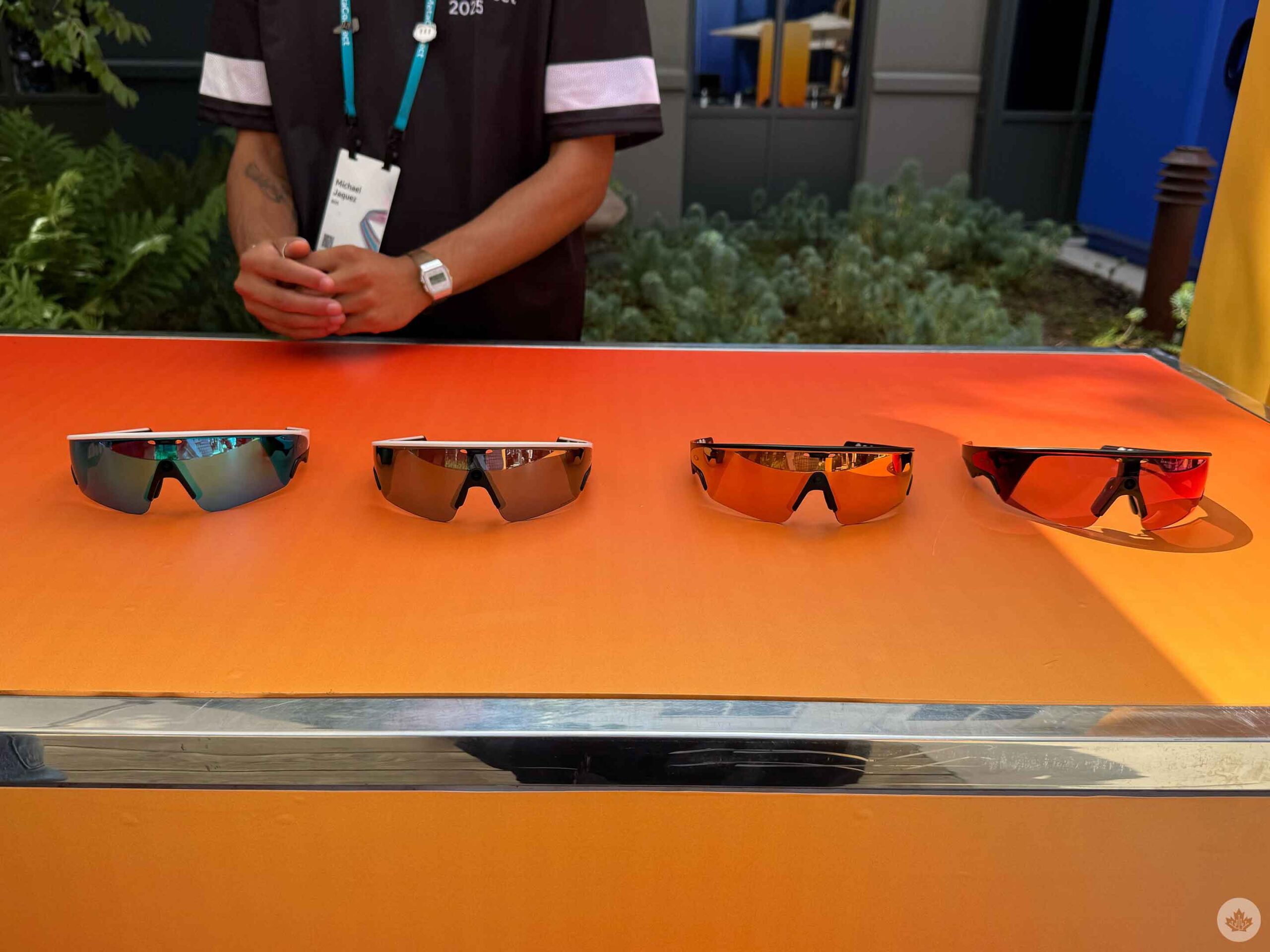 Meta Oakley Vanguard colours